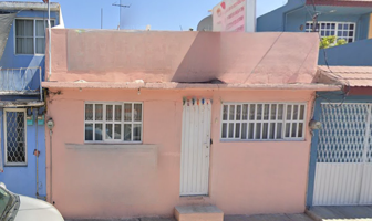 Foto de inmueble en Tabachines 259, Villa de las Flores, 55710 San Francisco Coacalco, Méx. #259, Col. Las Rosas C.P. 55710, Coacalco de Berriozábal