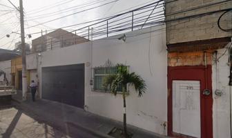 Foto de inmueble en C. Porvenir 293, De Santa María, 45500 San Pedro Tlaquepaque, Jal. #293, Col. Tlaquepaque Centro C.P. 45500, San Pedro Tlaquepaque
