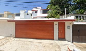 Foto de inmueble en Nuevo León, Petrolera, 96500 Coatzacoalcos, Ver., Col. Petrolera C.P. 96500, Coatzacoalcos