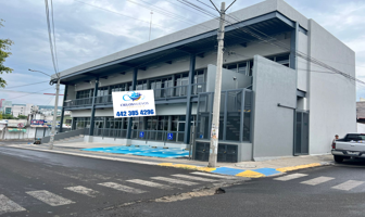 Foto de inmueble en Mercado de abastos, Pl. Zimapán 12, Plazas del Sol 3ra Secc, 76099 Santiago de Querétaro, Qro. #s/n, Col. Plazas del Sol 3a Sección C.P. 76099, Querétaro