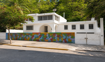 Foto de inmueble en Blvd. Miguel de la Madrid 736, San Pedrito el Bajo, 28260 Manzanillo, Col. #736