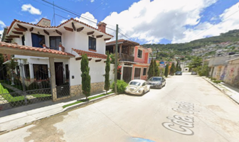 Foto de inmueble en Cda. Opalo, Bosques del Pedregal, 29213 San Cristóbal de las Casas, Chis., Col. Bosques del Pedregal C.P. 29213, San Cristóbal de las Casas