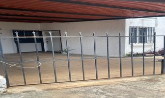 Foto de inmueble en 13, Col. San Carlos C.P. 97130, Mérida