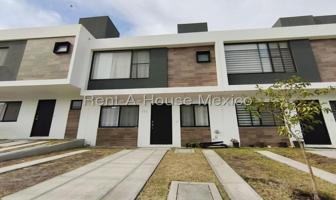 Foto de inmueble en Paseos de Zakia Pte., 76269 Zakia, Qro., Col. Zakia C.P. 76269, El Marqués