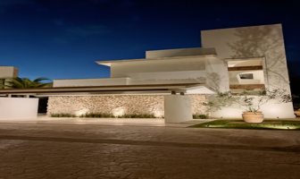 Foto de inmueble en Lagos del Sol, 77567 Cancún, Q.R. #s/n, Col. Central de Abastos C.P. 77567, Benito Juárez