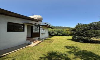Foto de inmueble en 51207 San Mateo Acatitlán, Méx., Col. Tres Puentes C.P. 51207, Valle de Bravo