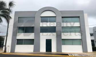 Foto de inmueble en  #1684, Col. Las Cumbres 1 Sector C.P. 64610, Monterrey