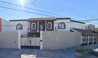 Foto de inmueble en Alamos 126 #126, Col. Torreón Jardín C.P. 27200, Torreón