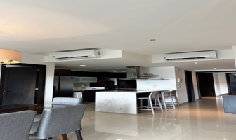Foto de inmueble en Carretera Federal Puerto Juarez Km. 294, Centro, 77710 Playa del Carmen, Q.R. #Km. 294, Col. Playa del Carmen C.P. 77710, Solidaridad