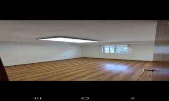 Foto de inmueble en C. Aurelio Luis Gallardo, Ladron De Guevara, Guadalajara, Jal. #554, Col. Ladrón de Guevara C.P. 44600, Guadalajara