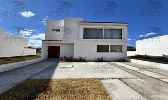 Foto de inmueble en 76246 Cdad. Maderas, Qro., Col. Real Solare C.P. 76246, El Marqués