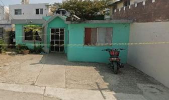 Foto de inmueble en LOBINA #120, Col. Miramar C.P. 89540, Ciudad Madero