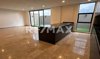 Foto de inmueble en 2da Cda. de Altozano, Col. Altozano el Nuevo Querétaro C.P. 76237, Querétaro
