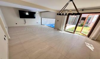 Foto de inmueble en Jurica, 76100 Santiago de Querétaro, Qro., Col. Valle Garden C.P. 76100, Querétaro