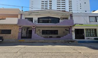 Foto de inmueble en Simon Bolívar, Centro, 82000 Mazatlán, Sin., Col. Los Pinos C.P. 82000, Mazatlán