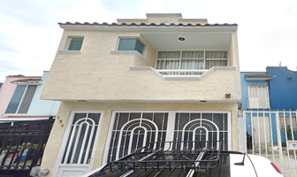 Foto de inmueble en C. Pluton 156, 58880 Fraccionamiento Privadas del Sol, Mich. #156, Col. Club Campestre Erandeni C.P. 58880, Tarímbaro