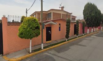 Foto de inmueble en Calle Pedro Ascencio, Santa Cruz, Metepec, Méx., Col. Álamos I C.P. 52149, Metepec