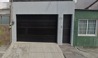 Foto de inmueble en C. Agustín de Iturbide 220, Ricardo Flores Magón, 91900 Veracruz, Ver. #220, Col. Ricardo Flores Magón C.P. 91900, Veracruz