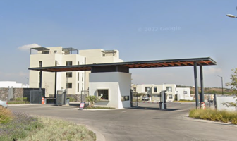 Foto de inmueble en Prol. Constituyentes Ote. 555, Mirador, 76246 Santiago de Querétaro, Qro. #555, Col. Alleza Mirador C.P. 76246, El Marqués