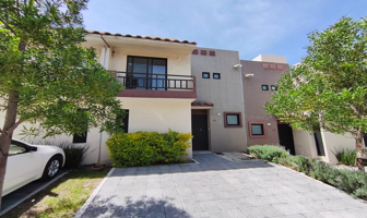 Foto de inmueble en Av. de la Cantera 2900-int c 56, Dos Valles Residencial Casa 30, 76116 Santiago de Querétaro, Qro. #2900Int. 56, Col. Ciudad del Sol Sección Valle de Santiago C.P. 76116, Querétaro