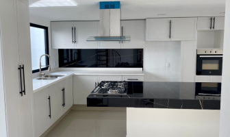 Foto de inmueble en Abasolo, Col. Valle de Tepepan C.P. 14646, Tlalpan