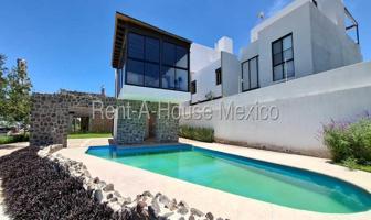 Foto de inmueble en Paseo de Zinnia Pte., 76269 Santiago de Querétaro, Qro., Col. Zizana C.P. 76269, El Marqués