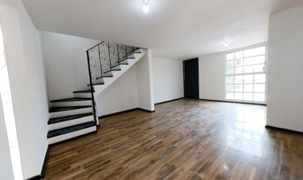 Foto de inmueble en Bosque de Ailes, 52227 Villas del Campo, Méx., Col. Lomas Virreyes C.P. 52227, Calimaya