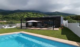 Foto de inmueble en 45820 San Juan Cosalá, Jal., Col. San Juan Cosala C.P. 45820, Jocotepec