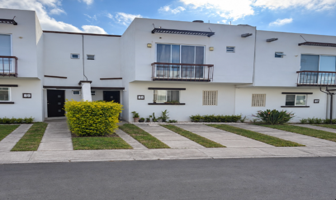 Foto de inmueble en Av. Sonterra 4024, 76235 Santiago de Querétaro, Qro. #4024, Col. Santa María de los Reyes C.P. 76235, Querétaro