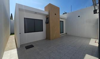 Foto de inmueble en 7 Regiones Ampliacion, 68023 Oaxaca de Juárez, Oax., Col. 7 Regiones C.P. 68023, Oaxaca de Juárez