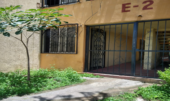 Foto de inmueble en Av. Patria Edificio E2 #E2Int. 103, Col. Lomas de Independencia C.P. 44240, Guadalajara
