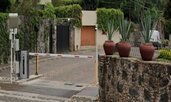 Foto de inmueble en P.º de Los Arriates 4, Los Limoneros, 62304 Cuernavaca, Mor. #4, Col. Los Limoneros C.P. 62304, Cuernavaca