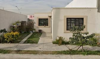 Foto de inmueble en ESCOBEDO #s/n, Col. Fraccionamiento Valle del Jaral C.P. 66580, El Carmen