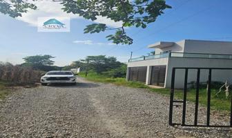 Foto de inmueble en Villahermosa, Tabasco #s/n, Col. Ixtacomitan 1a Sección C.P. 86143, Centro