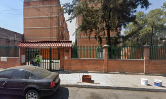 Foto de inmueble en Calle Uno  #110, Col. Agrícola Pantitlan C.P. 08100, Iztacalco
