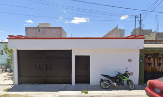Foto de inmueble en C. Arsenio Florencio Rosas 106, Hidalgo, 76057 Santiago de Querétaro, Qro. #106, Col. Hidalgo C.P. 76057, Querétaro
