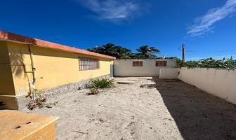 Foto de inmueble en calle 5, Col. Chelem C.P. 97336, Progreso