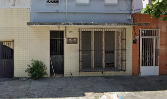 Foto de inmueble en C. Miguel Lerdo de Tejada 1424, Zona Centro, 91700 Veracruz, Ver. #1424, Col. Veracruz Centro C.P. 91700, Veracruz