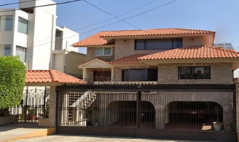 Foto de inmueble en Luis Cabrera 108, Cd. Satélite, 53100 Naucalpan de Juárez, Méx. #108, Col. Ciudad Satélite C.P. 53100, Naucalpan de Juárez