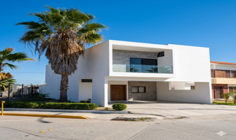 Foto de inmueble en Blvd. San José, La Estancia II, Culiacán Rosales, Sin., Col. Privada La Estancia VIII C.P. 80143, Culiacán