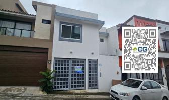 Foto de inmueble en C. Napoles 65, 91193 Xalapa-Enríquez, Ver. #65, Col. Residencial Las Cumbres C.P. 91193, Xalapa