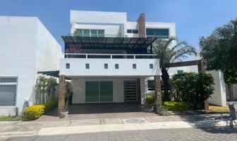 Foto de inmueble en Blvd. Oceanía, Lomas de Angelópolis, 72826 San Bernardino Tlaxcalancingo, Pue., Col. Lomas de Angelópolis C.P. 72830, San Andrés Cholula