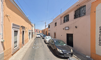 Foto de inmueble en C. Gabino Barreda 720, Zona Centro, 34000 Durango, Dgo. #720, Col. Dionisio Gallardo C.P. 34000, Durango
