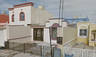 Foto de inmueble en De Los Balcones  #619, Col. Villa Colonial C.P. 32674, Juárez