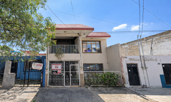 Foto de inmueble en Hacienda La Aurora 1992, Balcones de Oblatos, 44720 Guadalajara, Jal. #1992, Col. Arandas C.P. 44720, Guadalajara