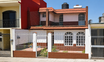 Foto de inmueble en Av. de los Censos 1240, El Espinal, 94339 Orizaba, Ver. #1240, Col. Santa Ana C.P. 94339, Orizaba