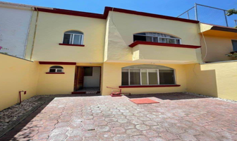 Foto de inmueble en Flor de Nochebuena 53, Floresta, 72825 San Bernardino Tlaxcalancingo, Pue. #s/n, Col. Geovillas Santa Clara Sección I y II C.P. 72825, San Andrés Cholula