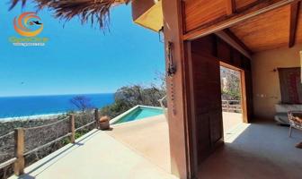 Foto de inmueble en Casa con increíble vista a Punta Cometa en Mazunte #s/n, Col. Linda Vista C.P. 70947, Santa María Tonameca