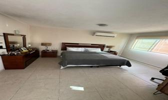 Foto de inmueble en Blvd. de las Naciones, Puerto Marqués, 39890 Acapulco de Juárez, Gro. #37, Col. Granjas del Márquez C.P. 39894, Acapulco de Juárez