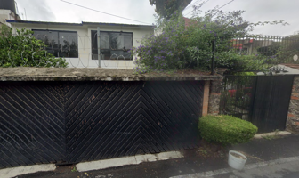 Foto de inmueble en Camino a La Piedra del Comal, Santa María Tepepan, Ciudad de México, CDMX, Col. Santa María Tepepan C.P. 16020, Xochimilco